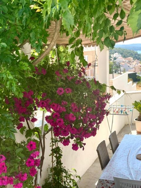 *New Apartment* Petra Hvar Town Exteriör bild